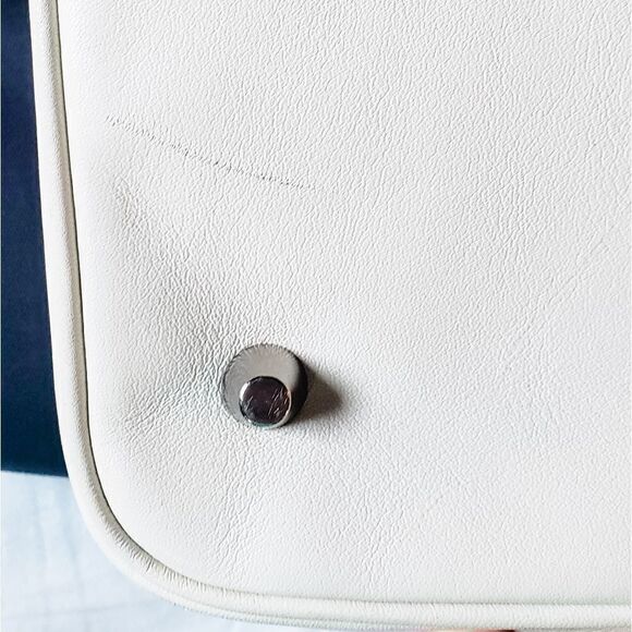 Coach Tote Bag - Picture 12 of 15